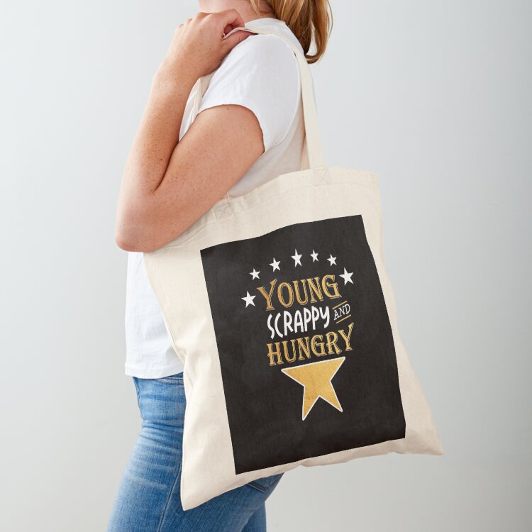 Luxury Bags For Young Women - Young Scrappy Hungry Zitat Tragetasche Damen