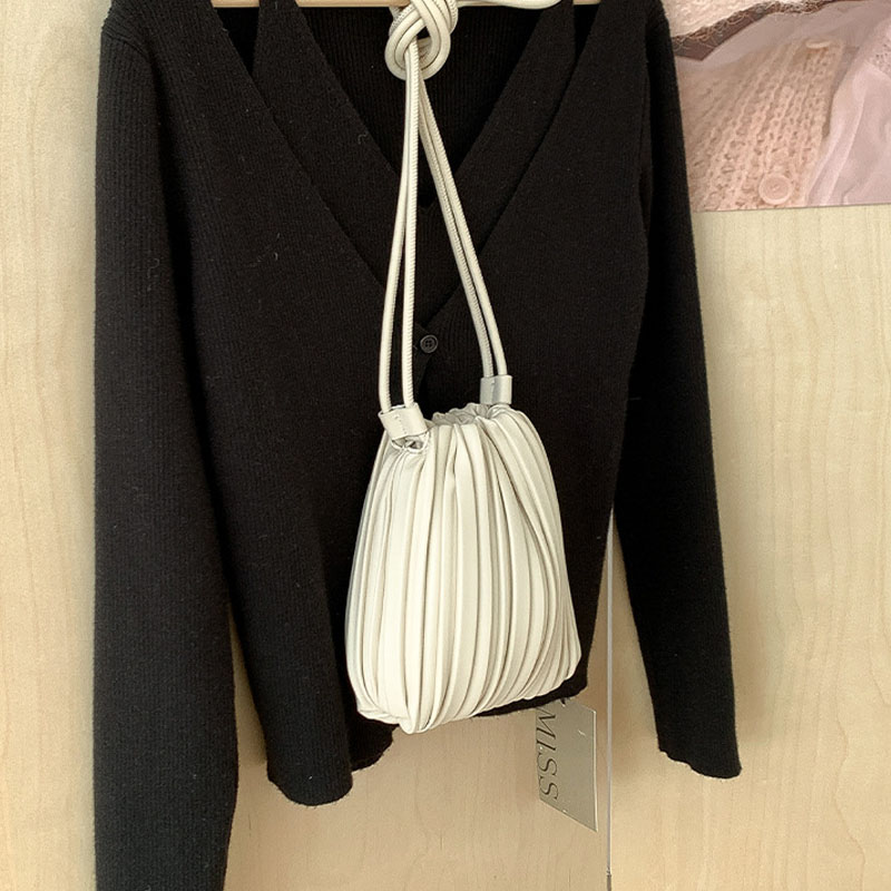 PU-Leder Kleine Quadratische U – Luxury Bags Korea Bewertung und Preis