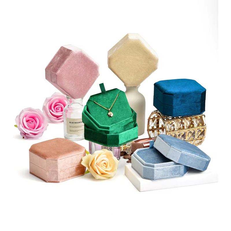 Samt-Halsketten-Schmuckschatul – Luxury Bags List Bewertung und Preis