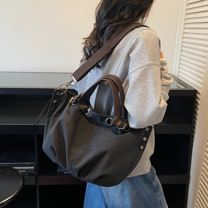 LEFTSIDE Damen-Umhängetasche a – Luxury Bags Trend 2025 Bewertung und Preis